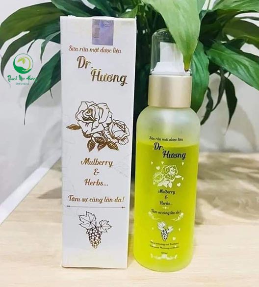 Sữa rửa mặt dược liệu DR Hương - Thanh Mộc Hương